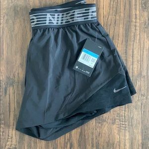 NWT Nike pro 2 in 1 training shorts